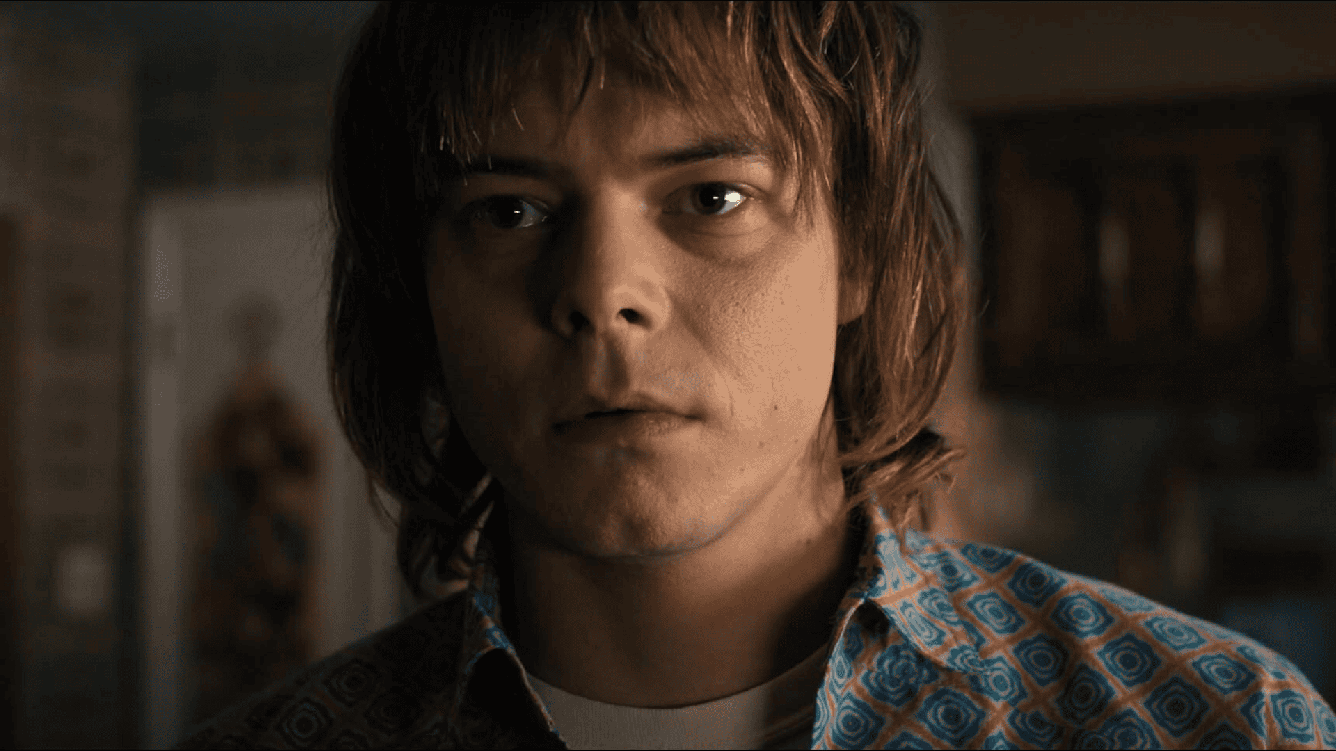 "Being a freak is the best, alright?" Who is Jonathan Byers in Stranger Things? - Jonathan Byers Character Analysis Stranger Things