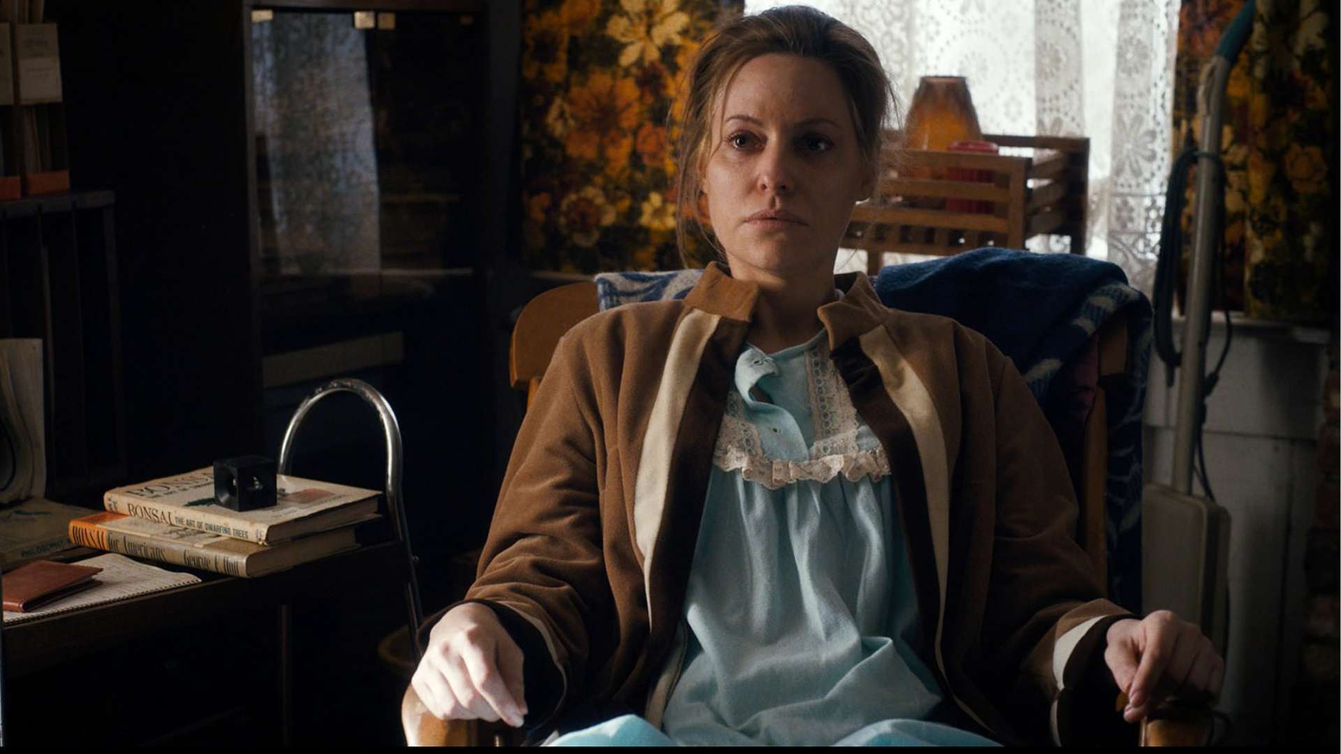 Did You Notice This 'Anne of Green Gables' Easter Egg in Stranger Things? - Stranger Things Anne Of Green Gables