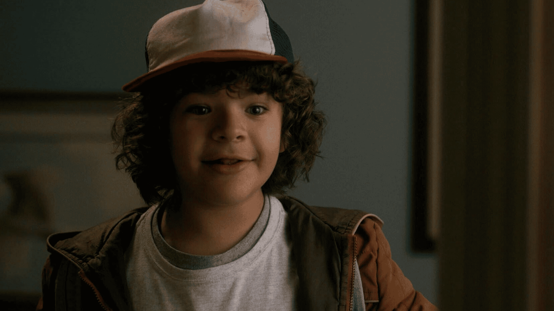 "She's our friend And she's crazy!" Who is Dustin Henderson in Stranger Things? - Dustin Henderson Character Stranger Things